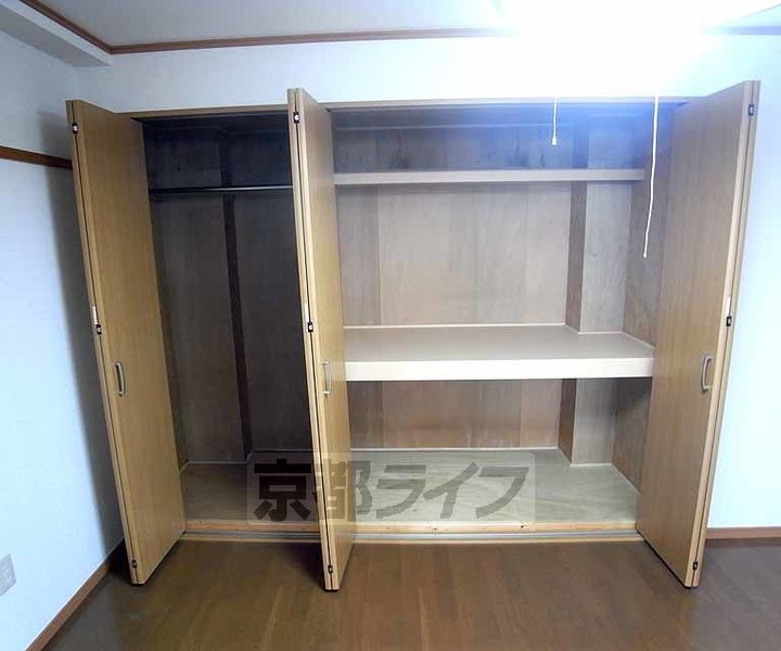 京都府京都市右京区嵯峨野有栖川町の賃貸アパートの内装