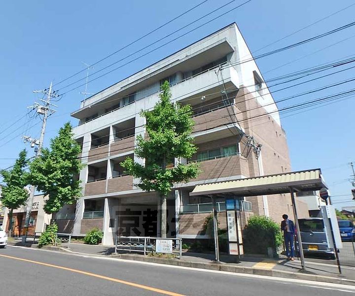 ランブラス桂水築町の外観
