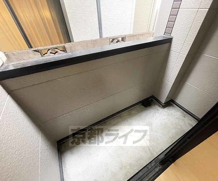 京都府京都市南区吉祥院西ノ庄西浦町の賃貸マンションの内装