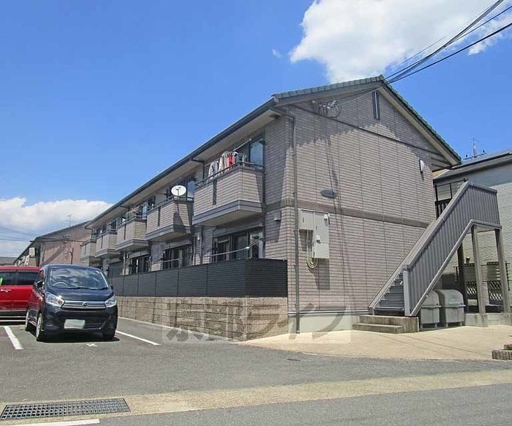 アムール西桂 A棟の外観