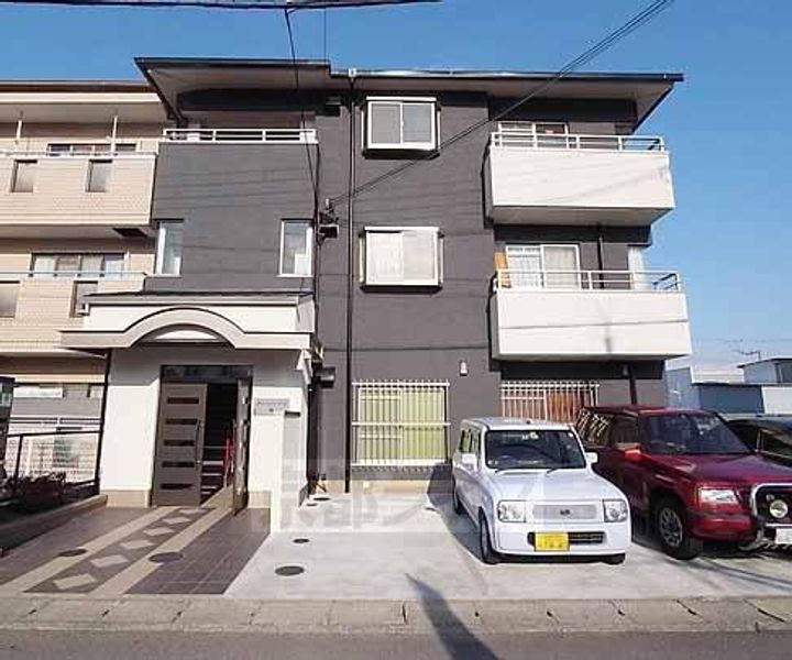 京都府京都市西京区上桂東ノ口町の賃貸マンションの外観