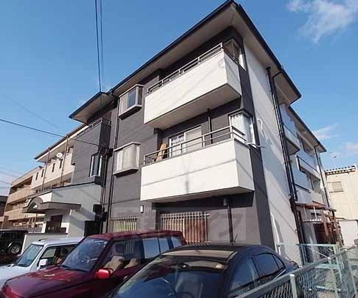 京都府京都市西京区上桂東ノ口町の賃貸マンションの外観