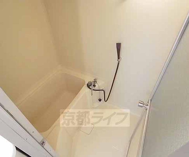 京都府京都市西京区上桂東ノ口町の賃貸マンションの内装