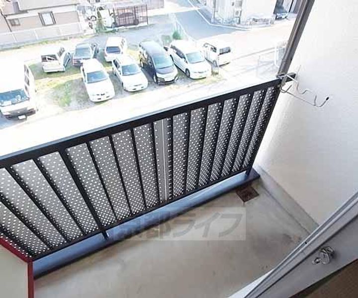 京都府京都市西京区上桂東ノ口町の賃貸マンションの内装