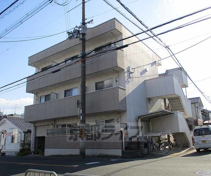京都府京都市西京区樫原平田町の賃貸マンションの外観