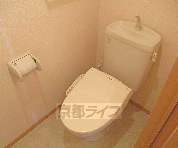 京都府京都市西京区樫原下池田町の賃貸アパートの内装