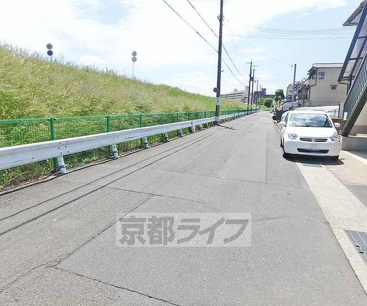 リバーサイド桂川B101の周辺