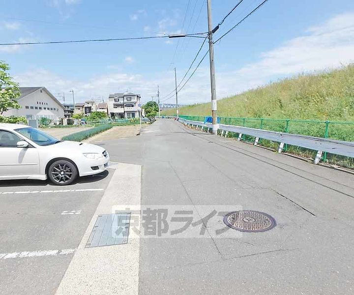 リバーサイド桂川B101の周辺