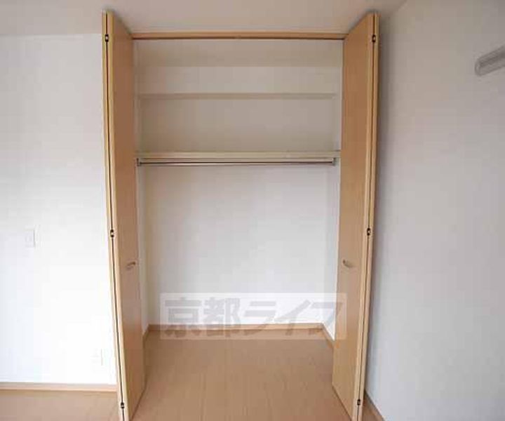 リバーサイド桂川B101の内装