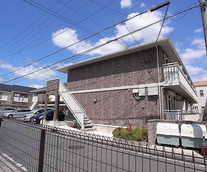 京都府京都市西京区桂上野東町の賃貸アパートの外観