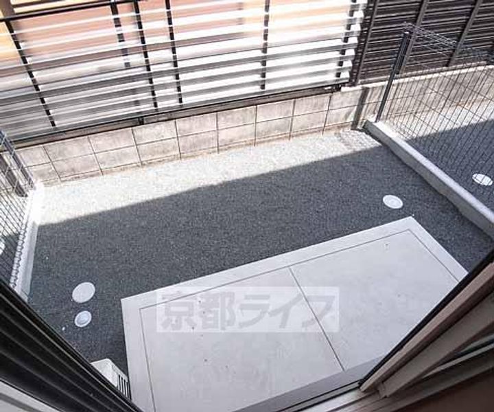 京都府京都市西京区樫原六反田の賃貸アパートの内装