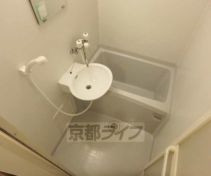 レオパレス洛西の風呂