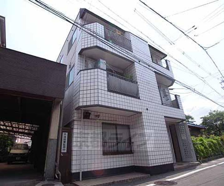 コーポ紅梅302の外観