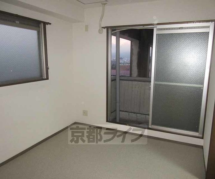 ヤマシナアーバンコテージの居間