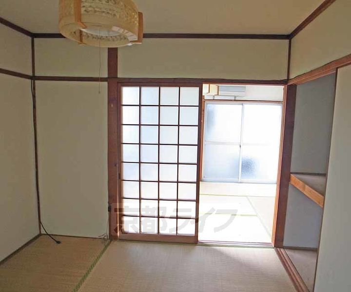松山荘10の居間