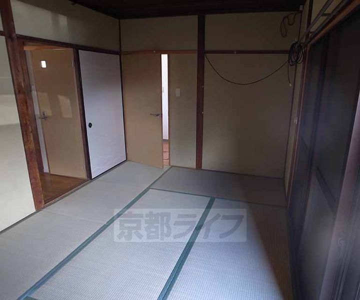 京都府京都市山科区西野山中臣町(一戸建)の賃貸物件の居間