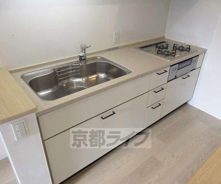 パインフィールド洛東のキッチン