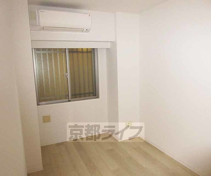 パインフィールド洛東の居間