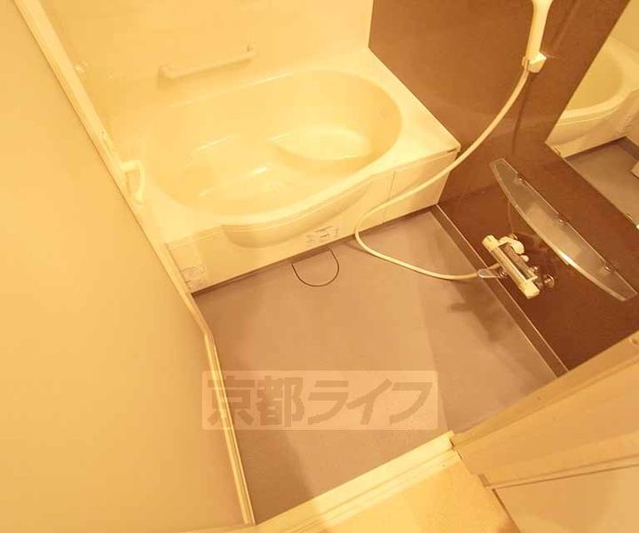 パインフィールド洛東の風呂