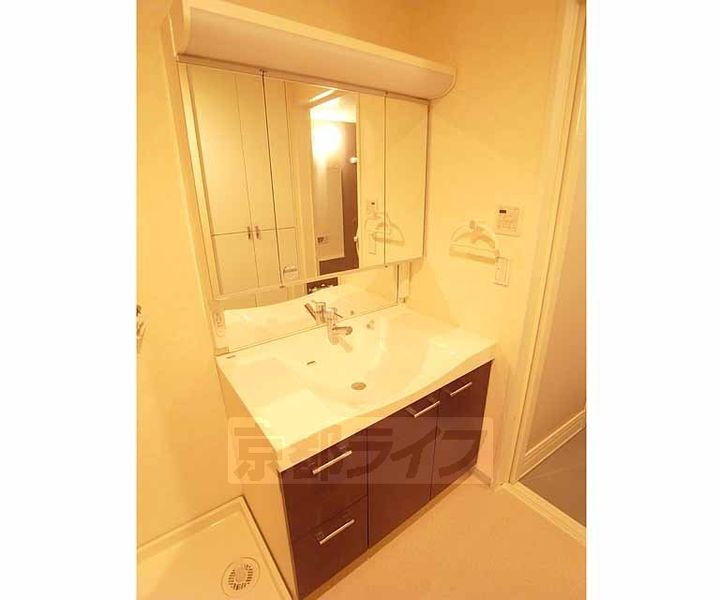 パインフィールド洛東の内装