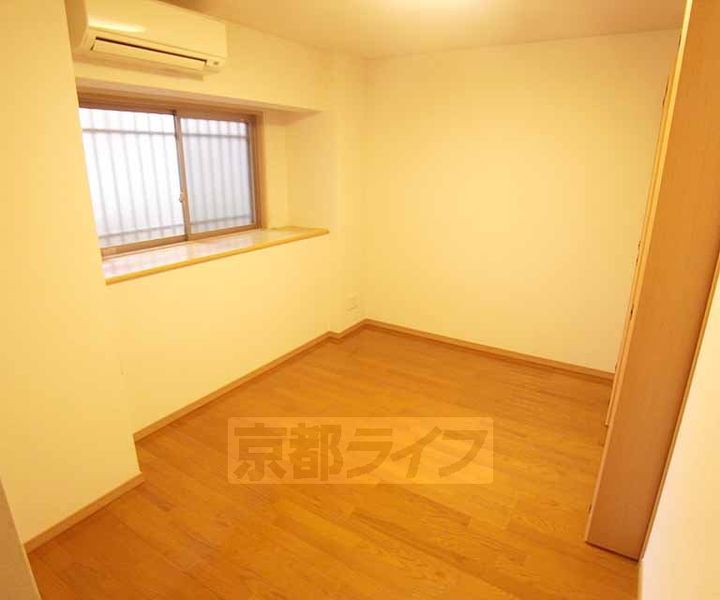 パインフィールド洛東の居間