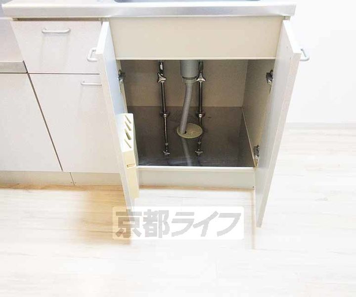 ヴァリュージュ御所ノ内201のキッチン