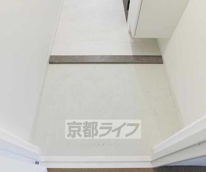 京都スター・ビル305の玄関