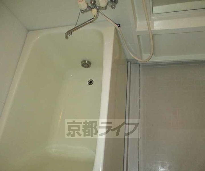 京都府宇治市六地蔵の賃貸マンションの風呂