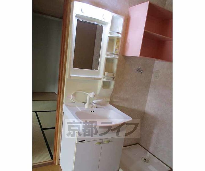 京都府宇治市六地蔵の賃貸マンションの内装