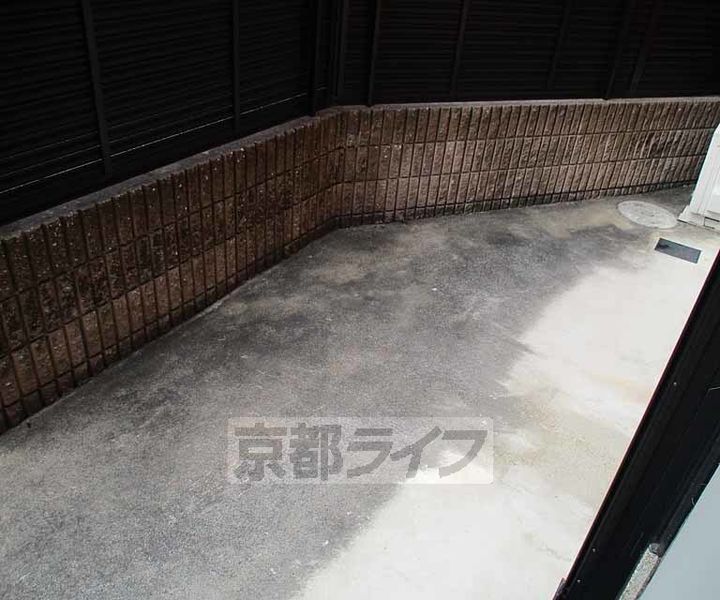 京都府宇治市六地蔵の賃貸マンションの内装