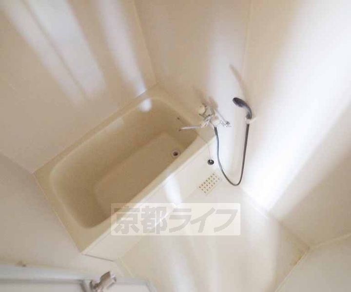 京都府京都市山科区西野山射庭ノ上町の賃貸マンションの風呂