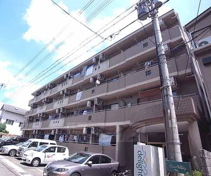 カーサヴェルディー406の外観