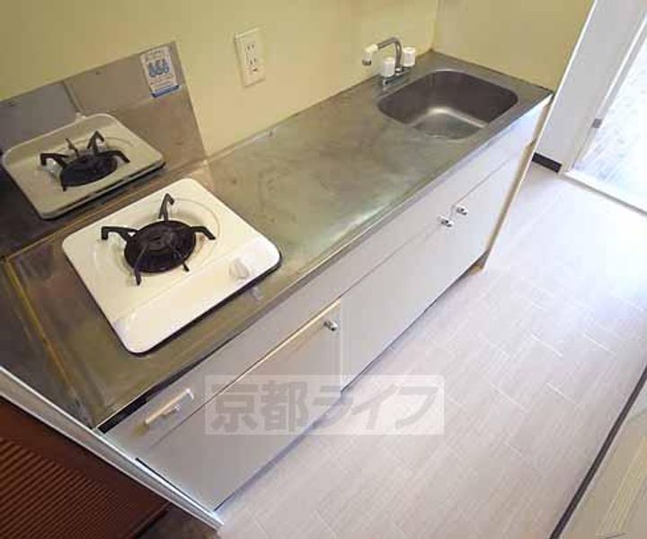 カーサヴェルディー406のキッチン
