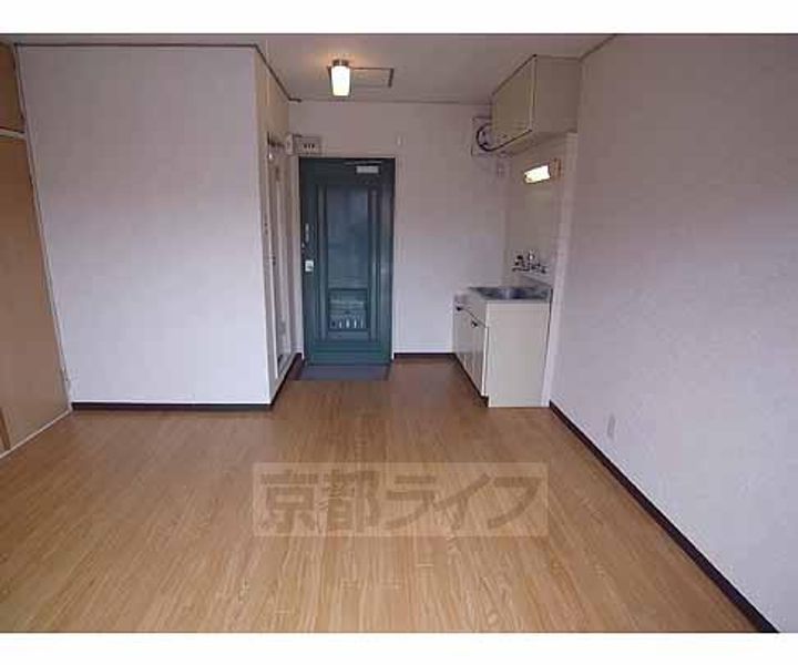 グリーンハイツ山崎204の居間