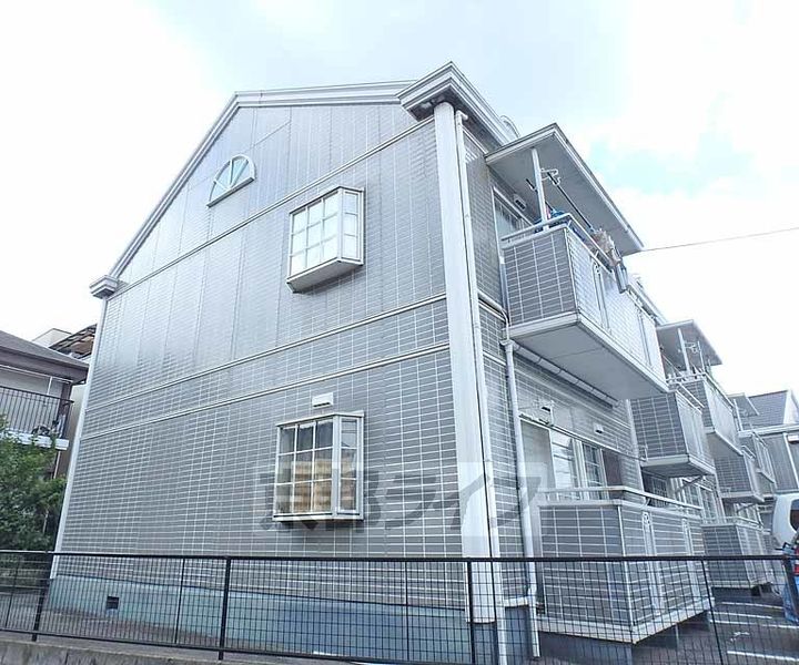 京都府長岡京市奥海印寺山田の賃貸アパートの外観