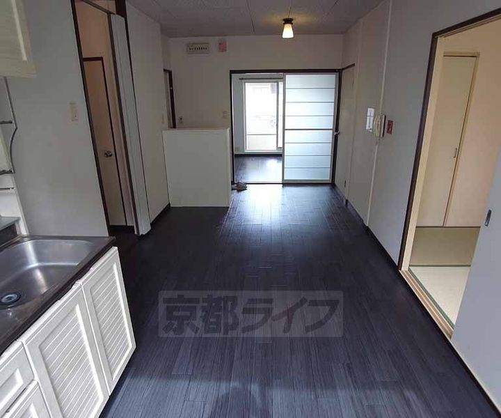 京都府長岡京市奥海印寺山田の賃貸アパートの居間