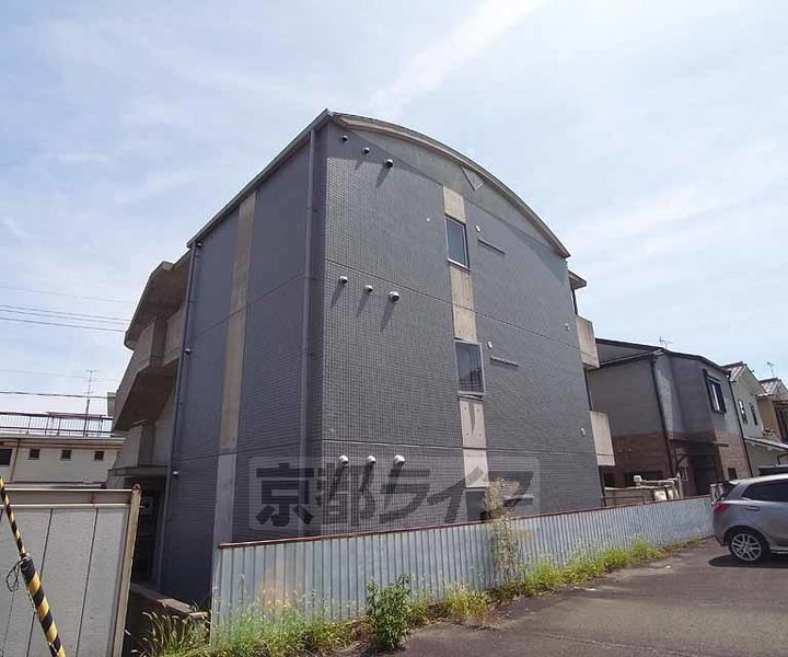 京都府長岡京市長法寺祭ノ神の賃貸マンションの外観