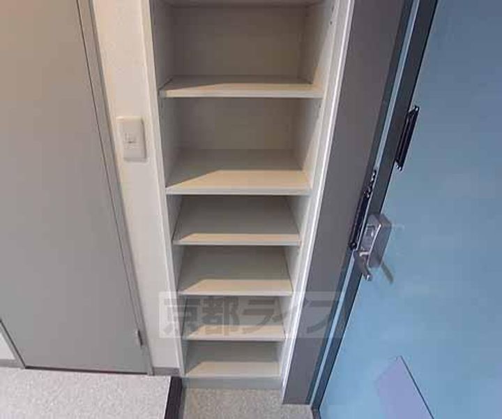 京都府長岡京市開田2丁目の賃貸マンションの内装