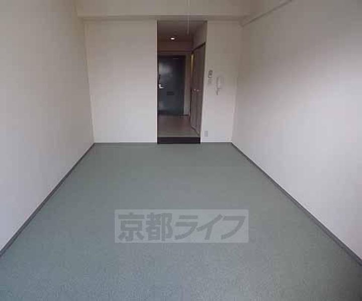 ウエストヒルズ206の居間