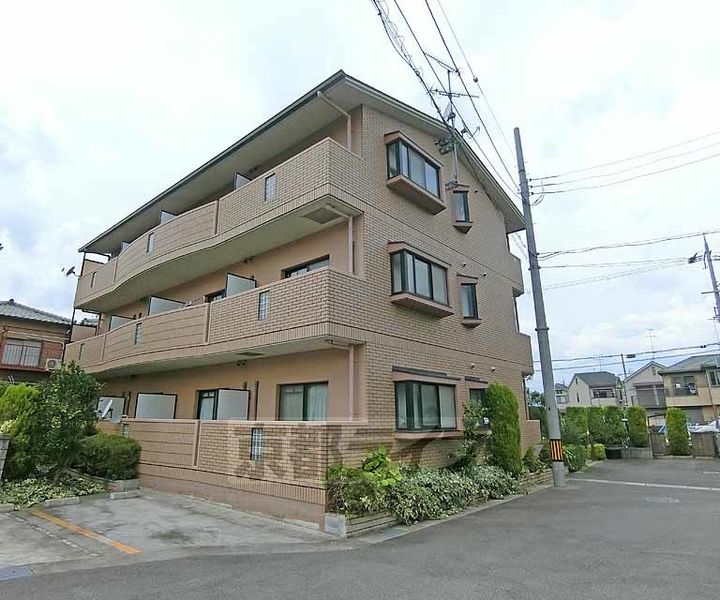 京都府向日市上植野町北ノ田の賃貸マンションの外観