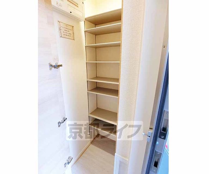 京都府京都市伏見区羽束師古川町の賃貸アパートの内装