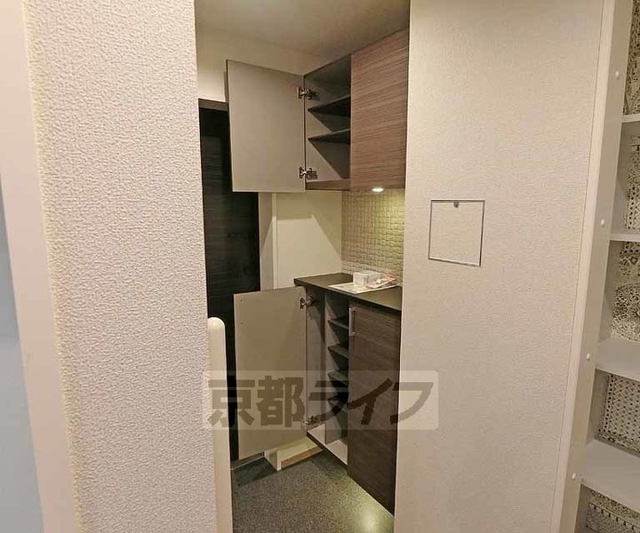 京都府京都市南区久世殿城町の賃貸アパートの内装