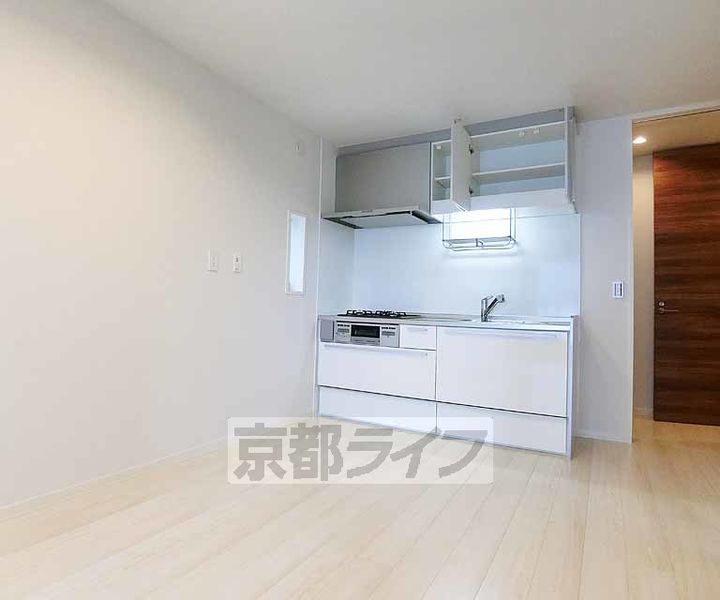 シャーメゾン八条が丘202の居間