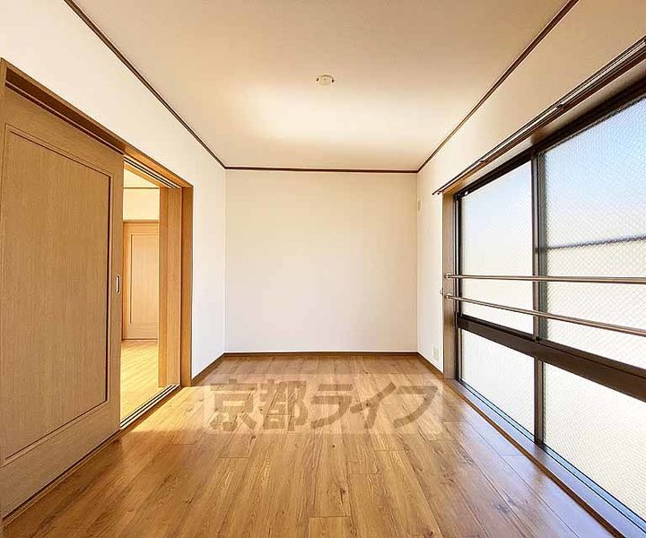 Fフラット401の居間