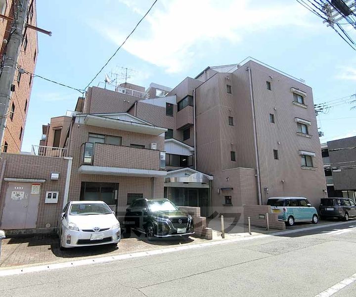 京都府京都市南区久世中久世町1丁目の賃貸マンションの外観