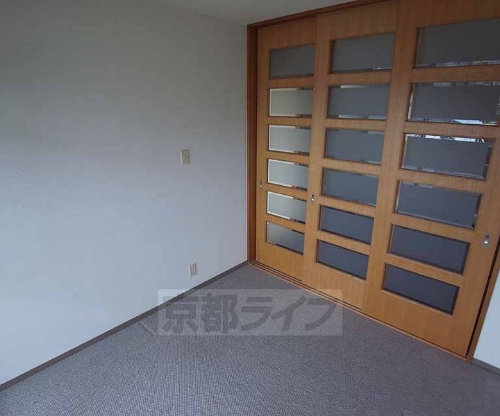 京都府京都市南区久世中久世町1丁目の賃貸マンションの居間