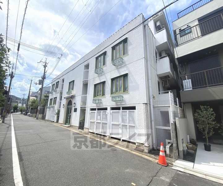 京都府京都市北区紫竹上緑町の賃貸マンションの外観