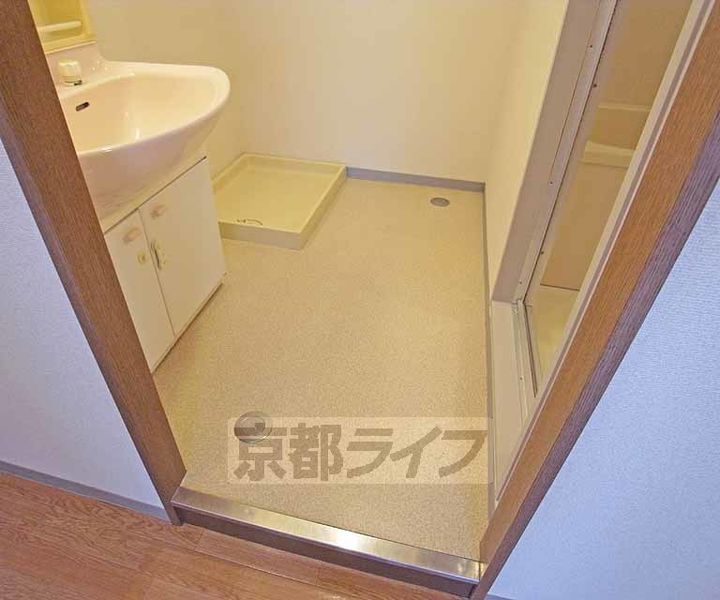 京都府京都市右京区梅津上田町の賃貸マンションの内装