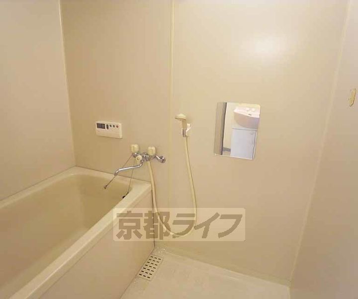 京都府京都市右京区梅津上田町の賃貸マンションの風呂