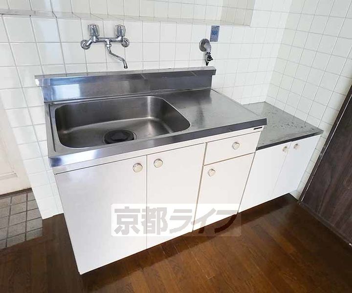 京都府京都市左京区一乗寺樋ノ口町の賃貸アパートのキッチン